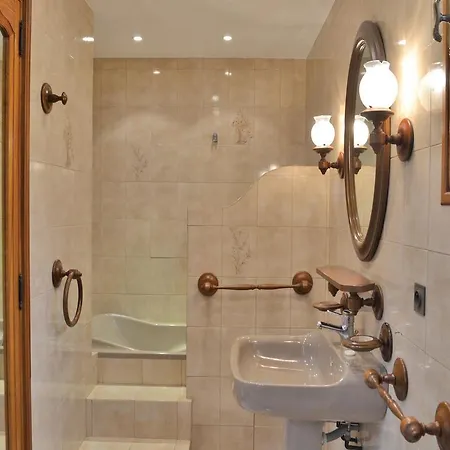Three-bedroom Holiday In *